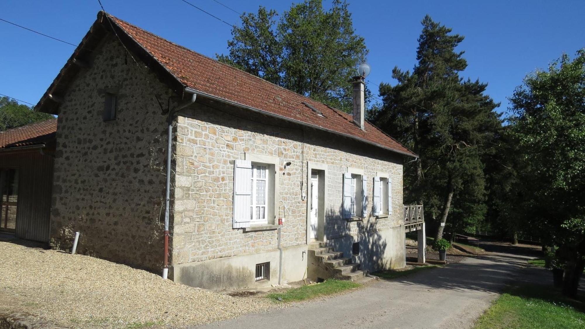 Gite Du Domaine Le Moulin D Aiguemarde Razes 外观 照片